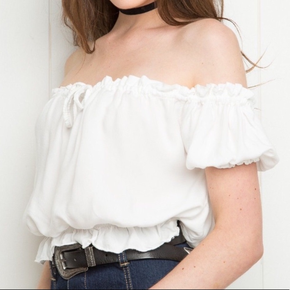 Brandy Melville Ezra top